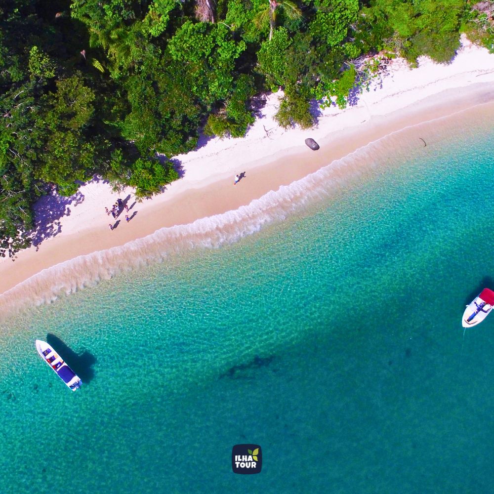 Águas Cristalinas - Passeio de Lancha Privado — passeio de lancha em Ilha Grande