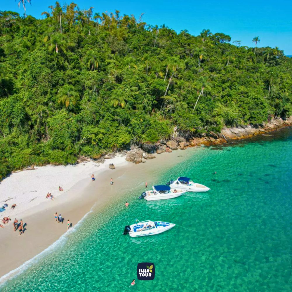 Águas Cristalinas - Passeio de Lancha Privado — passeio de lancha em Ilha Grande