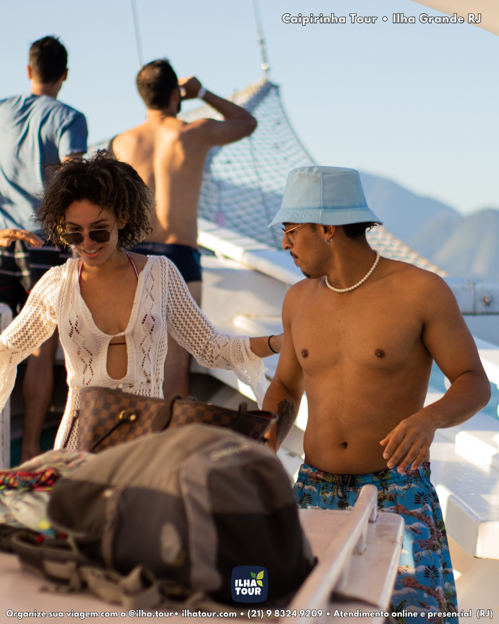 Caipirinha Tour + Lagoa Azul — passeio de lancha em Ilha Grande