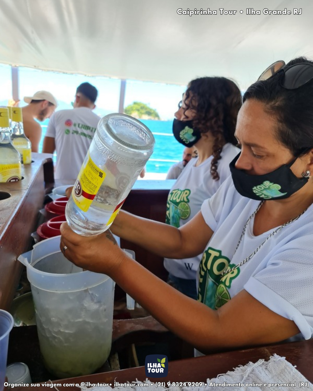 Caipirinha Tour + Lagoa Azul — passeio de lancha em Ilha Grande