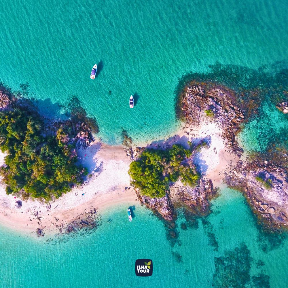 Águas Cristalinas - Passeio de Lancha Privado — passeio de lancha em Ilha Grande