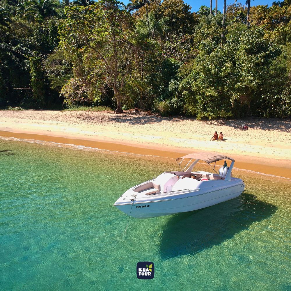 Águas Cristalinas - Passeio de Lancha Privado — passeio de lancha em Ilha Grande